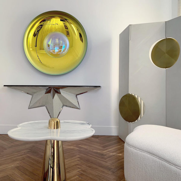 Contemporary wall decoration by Christophe Gaignon, artist creator of oxidized glass mirrors