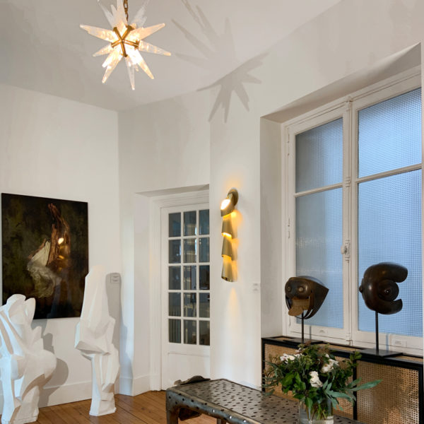 Pendant lamp in gilded bronze and rock crystal signed Alexandre Vossion, artist designer of exceptional lighting