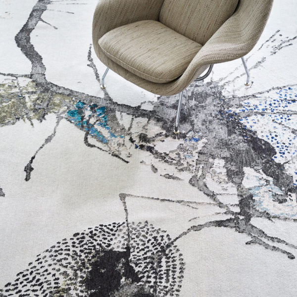 Exceptional carpet 100% hand-knotted wool in Nepal, signed Daniela Busarello
