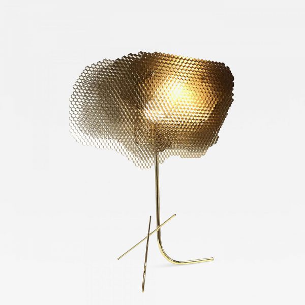 Lampe ruche sculpturale en nid d’abeille aluminium signée Vincent Poujardieu, designer de meubles et luminaires d'exception