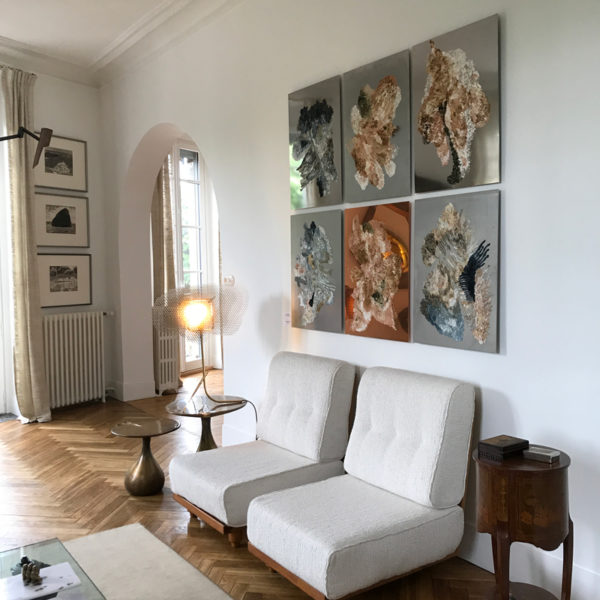 Peinture à l'huile et cire sur acier poli miroir signée Daniela Busarello
