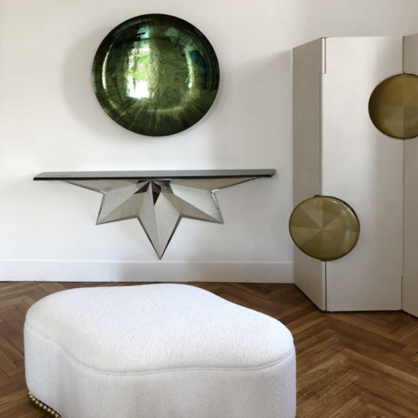 Contemporary wall decoration by Christophe Gaignon, artist creator of oxidized glass mirrors