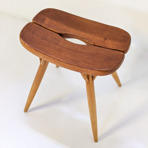 Vintage stool of the 50s in pine and solid birch signed Ilmari Tapiovaara