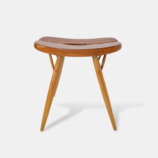 Tabouret vintage des années 50 en pin et bouleau massif signé Ilmari Tapiovaara