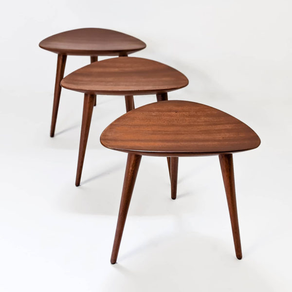 Tabouret vintage des années 50 en acajou massif signé Pierre Cruège