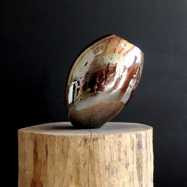 Artwork in hammered leather signed Jonathan Soulié, winner of the Atelier d'art de France 2020 competition in the Occitanie region