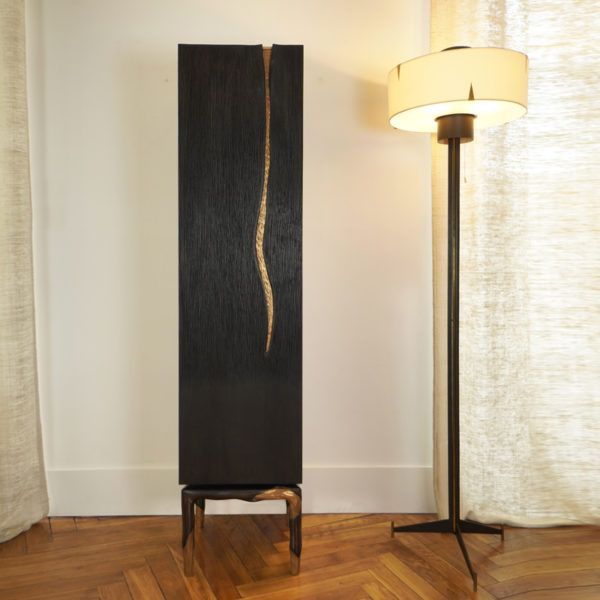 Cabinet column in solid oak and bronze signed Hoon Moreau, artist designer of furniture and exceptional objects