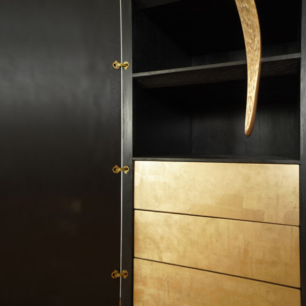 Cabinet column in solid oak and bronze signed Hoon Moreau, artist designer of furniture and exceptional objects