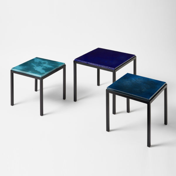 Square side table in black lacquered metal with blue top in glazed ceramic, by Gerard Simoën