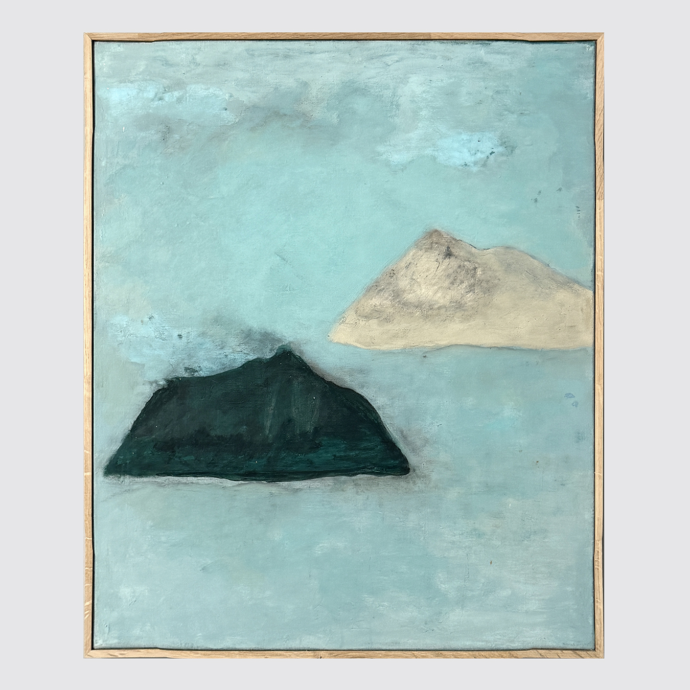 GREEN MOUNTAIN AND WHITE MOUNTAIN ON BLUE BACKGROUND