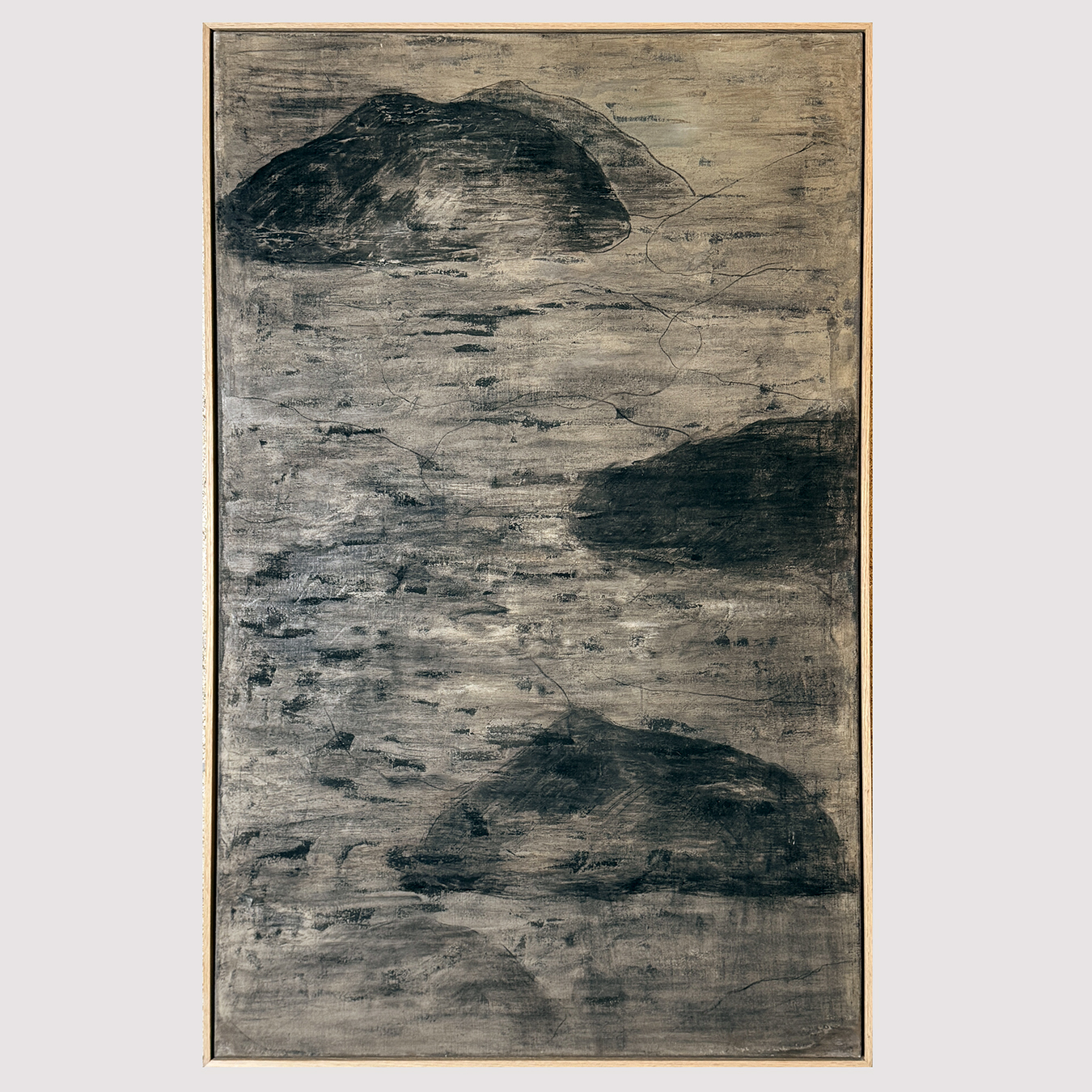 NUAGES NOIRS SUR FOND BRUN