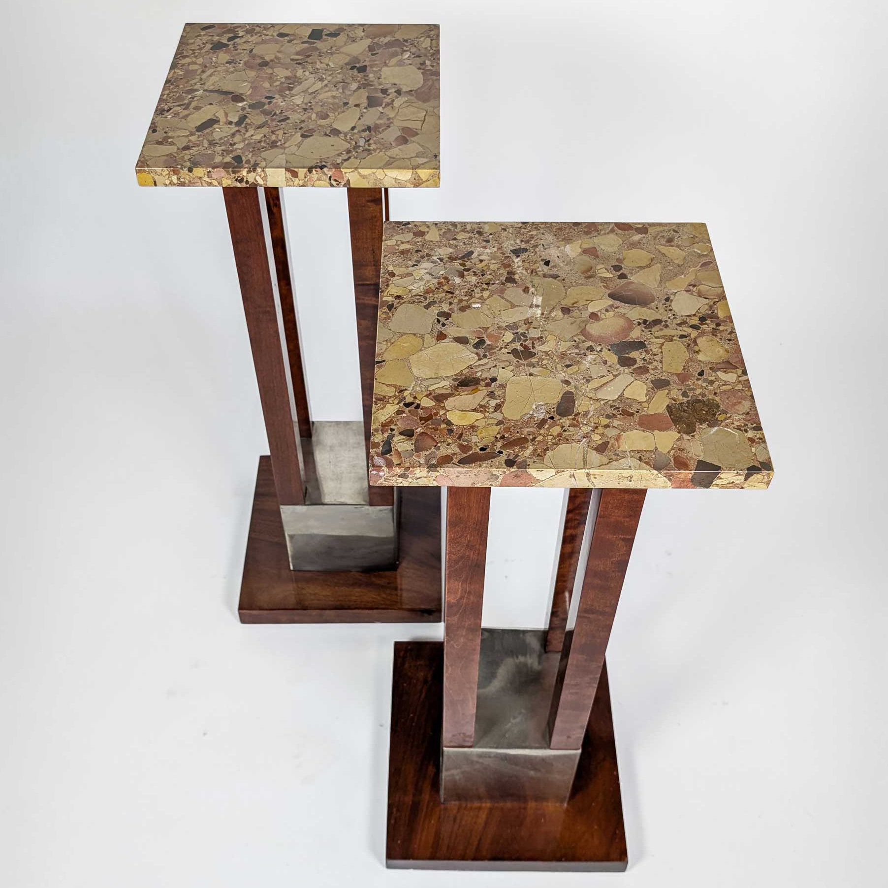 PAIR OF ART DECO MAHOGANY AND MARBLE SADDLES (1940) - Image 8